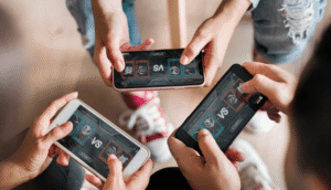 How instant online games fit into fast urban digital habits