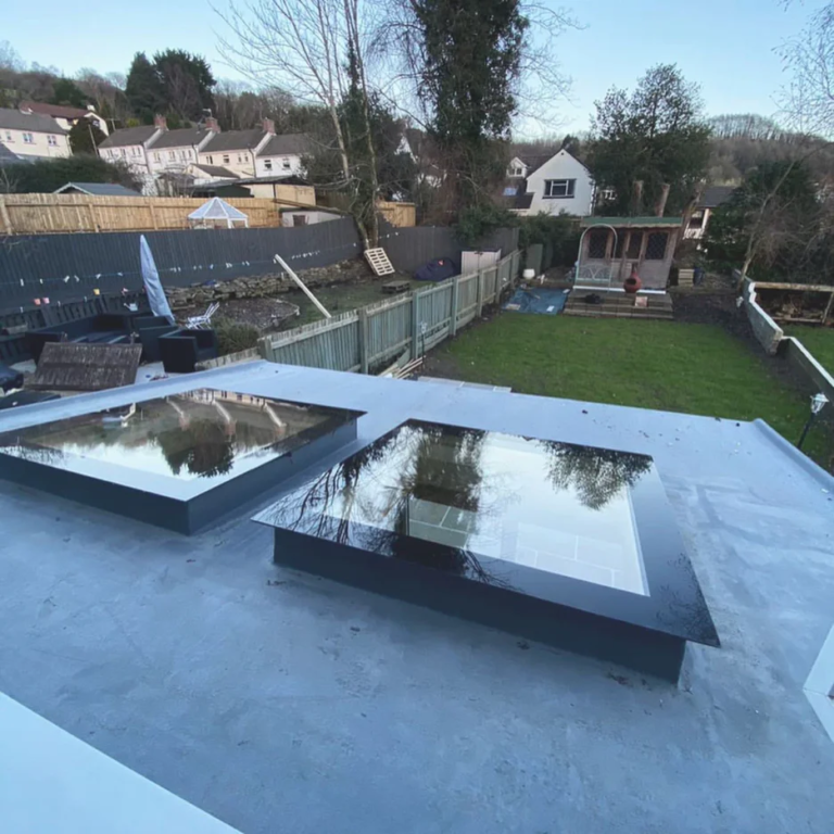Flat Ceiling Skylight Solutions for Stylish and Light-Filled Homes 