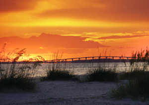 Why a Full Kitchen Can Make a Difference During a Fort Myers Beach Vacation